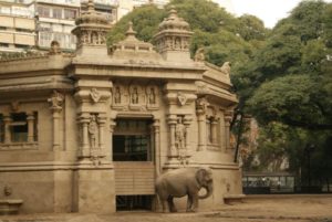 Palacio de Elefantes en el Zoologico de Buenos Aires